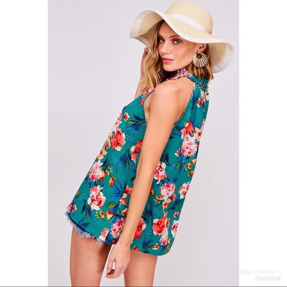 🌺LAST 1! Floral Bubble Crepe Smocked Halter Top! - Picture 8 of 8